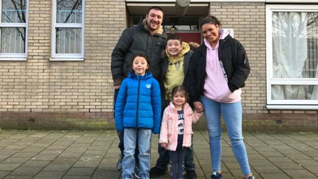 Dankbaarheid in eerste aflevering Steenrijk, Straatarm