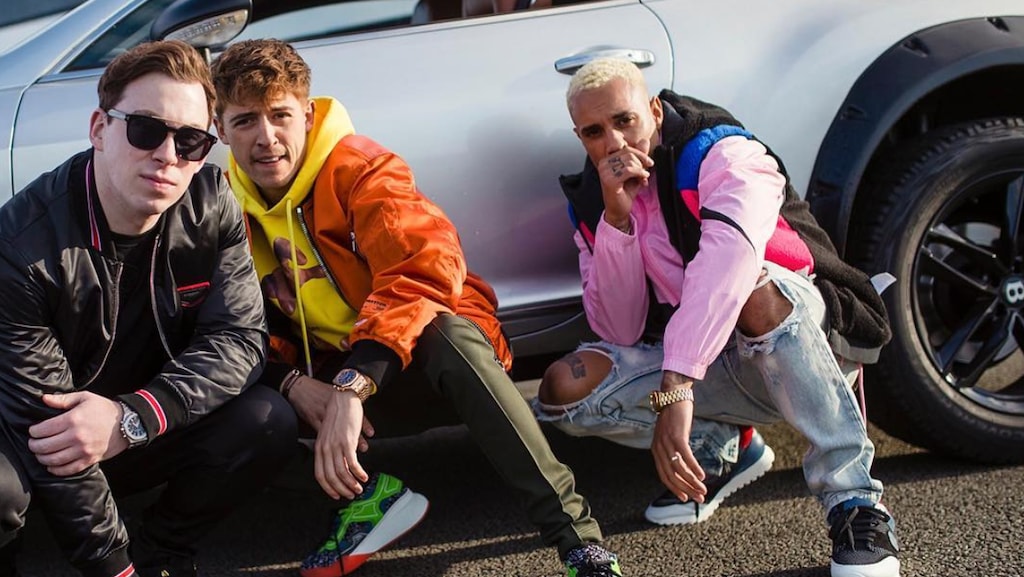 Hardwell, Lil Kleine, Bizzey en Chivv bouwen feestje