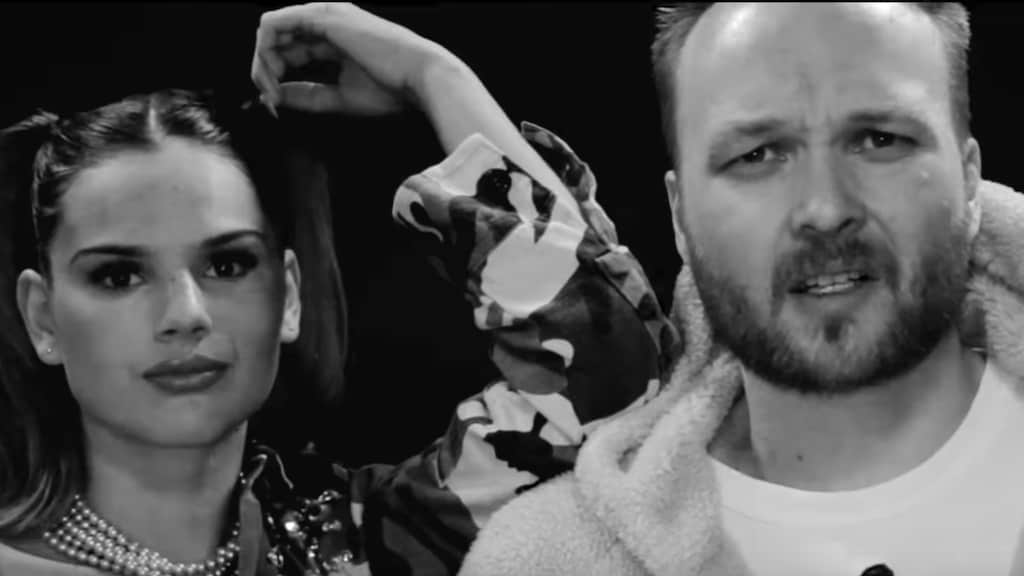 Arjen Lubach maakt paashit met Famke Louise