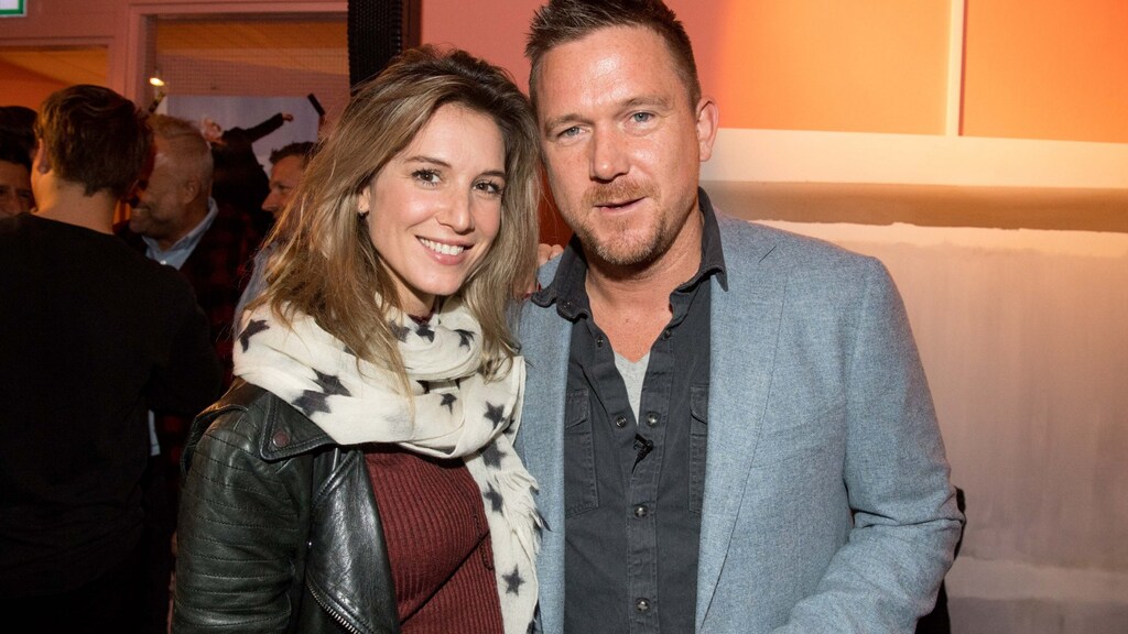 Johnny de Mol schrijft emotioneel bericht voor zijn kindje