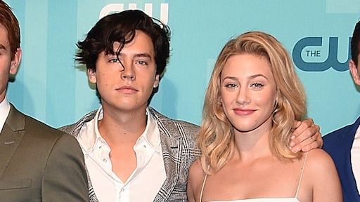Bevestigen Riverdale's Jughead en Betty hun relatie?