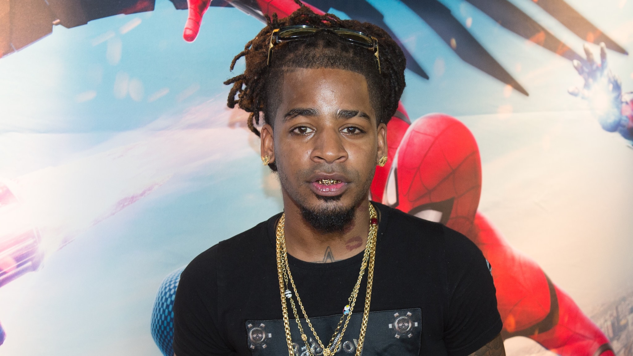 Vriendin rapper Keizer bevalt in de auto | RTL Boulevard | RTL.nl