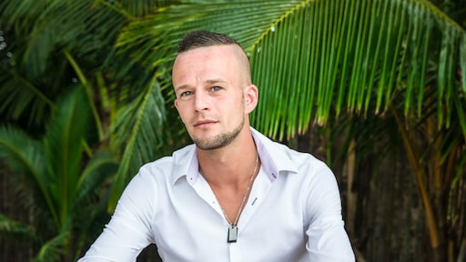 Temptation Tim heeft een schokkende nieuwe tattoo