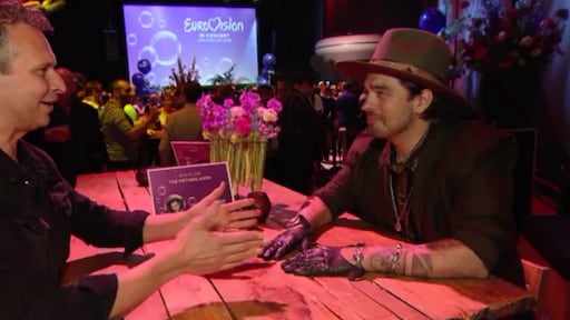 Waylon spiekt bij zijn Songfestival concurrenten