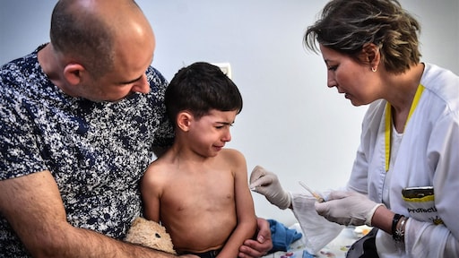 Zorg om dalende vaccinatiegraad: 'Spookverhalen bij ouders wegnemen'