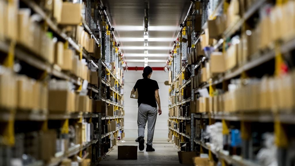 Consumentenbond: webwinkels lappen regels retouren aan hun laars