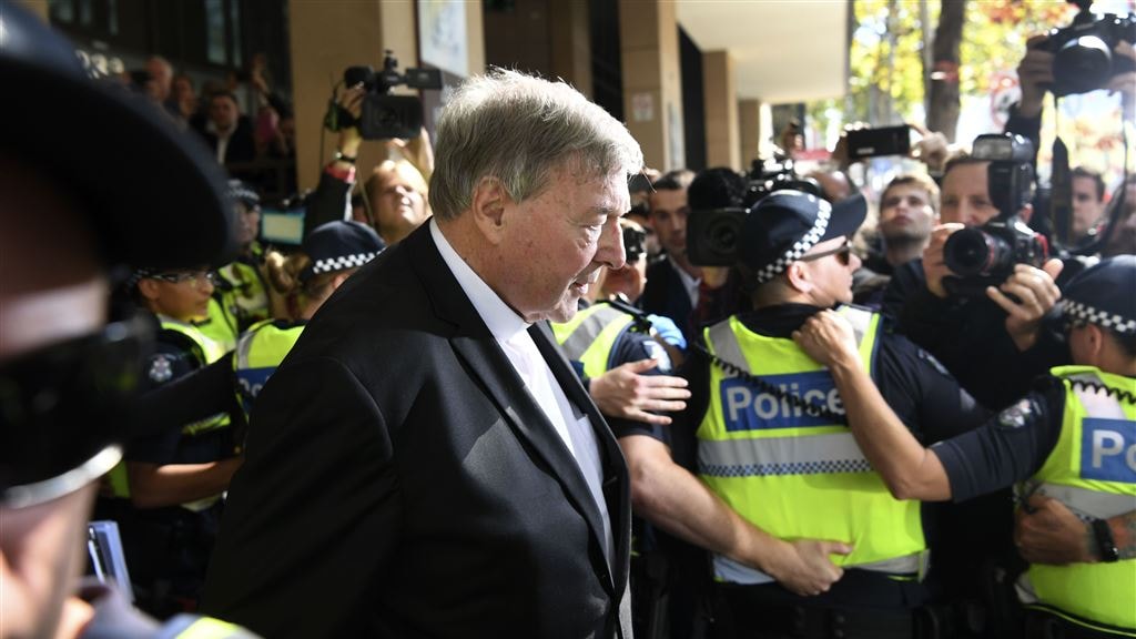 Derde man binnen katholieke kerk verdacht van kindermisbruik