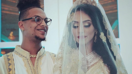 Is Ronnie Flex getrouwd?