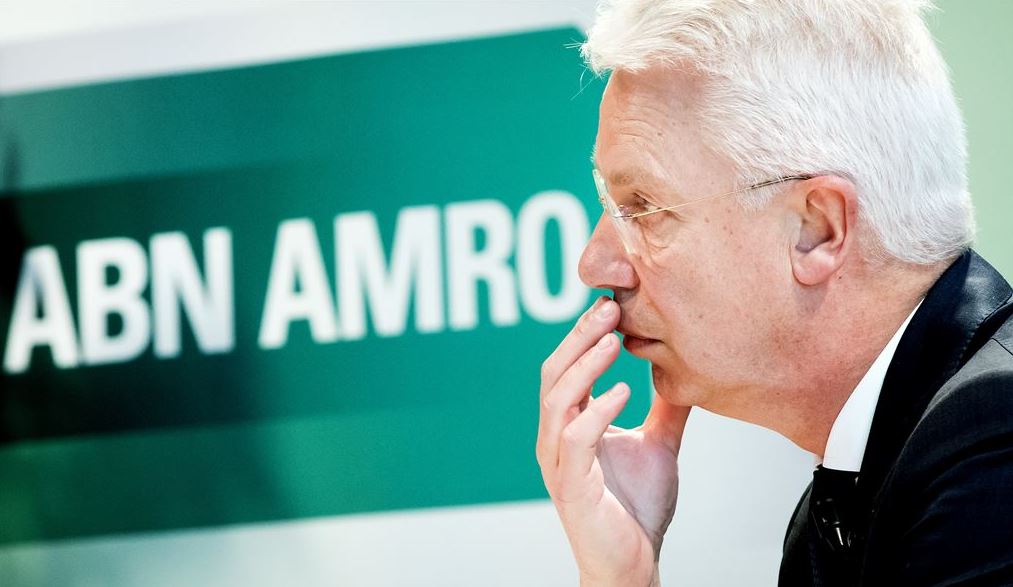 Winst ABN Amro daalt 42 procent in laatste kwartaal