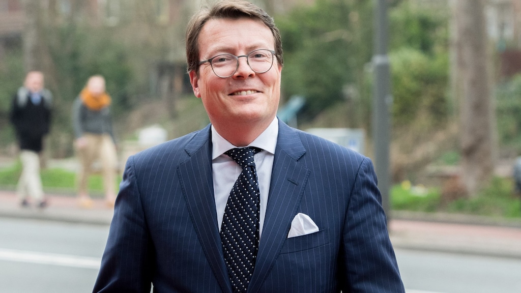 Prins Constantijn op het podium met Wu-Tang Clan