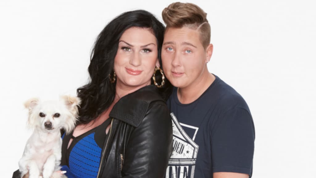 Fred van Leer tovert Louisa Janssen om tot 'knap wijf'