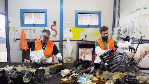 Akkoord over vermindering plastic: 'Hoort niet in ons milieu'