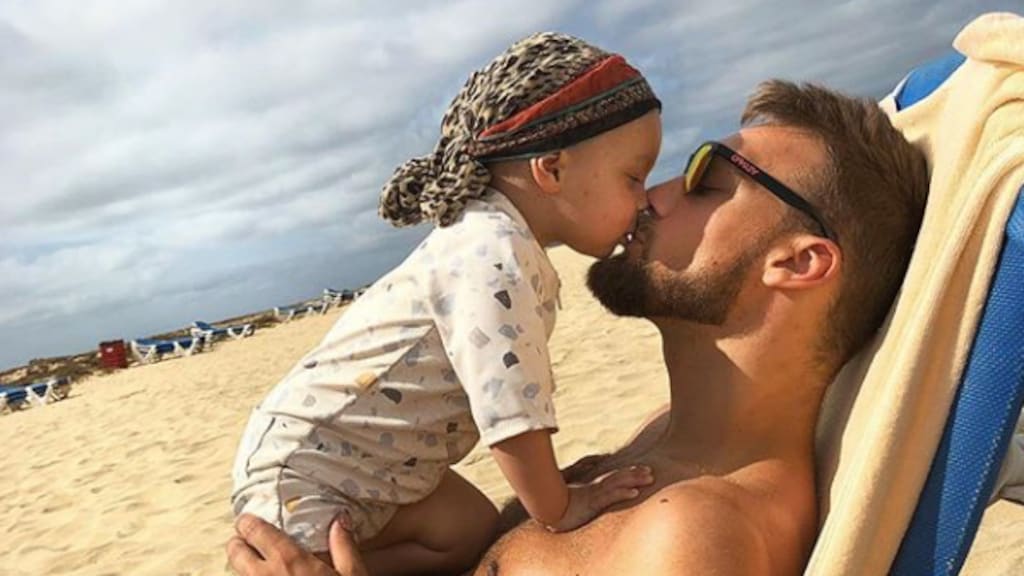 ZIEN: Kjeld Nuis deelt zoete foto van zoontje