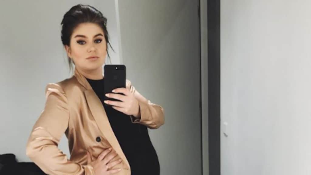 Hoogzwangere Roxeanne staat op knappen