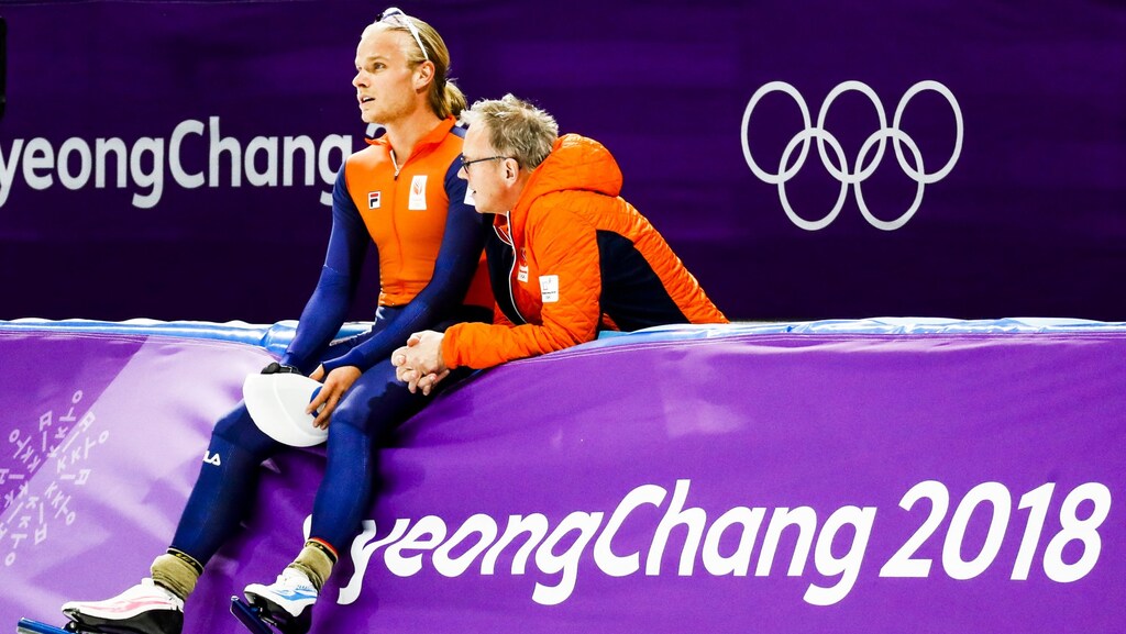 Koen Verweij hangt zijn schaatsen even aan de wilgen