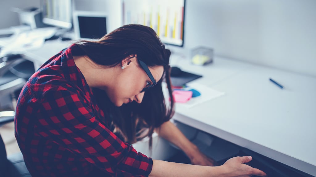 Waarom sommige mensen altijd hun sleutels of hun bankpas kwijt zijn