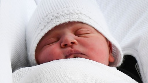 Koninklijke familie klaar voor doop van kleine Louis