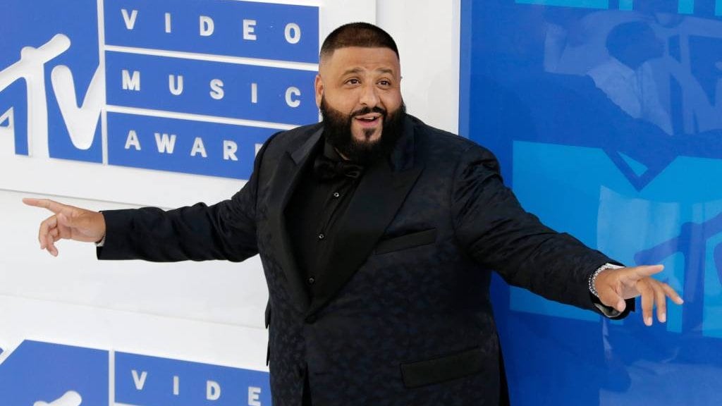 Dj Khaled duikt weer de studio in met Justin Bieber