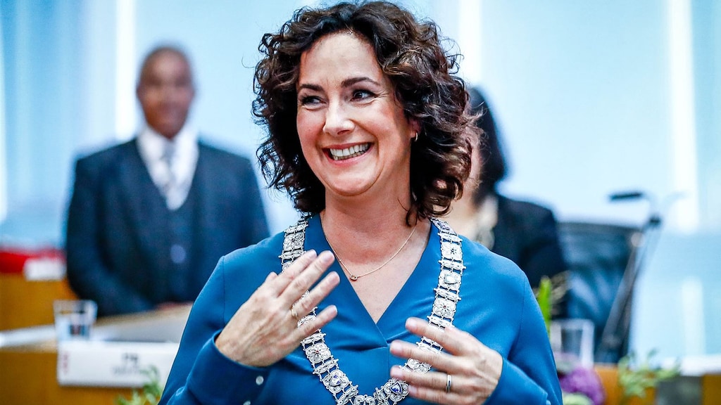 Feestende Femke Halsema naar festival Milkshake