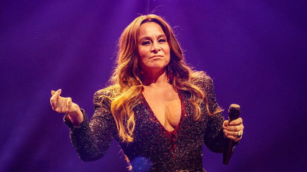 Trijntje showt stralend haar slanke lichaam