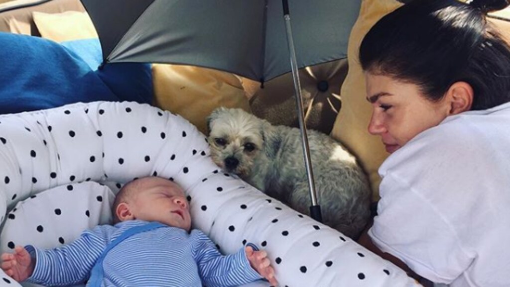 Eerste familieuitje voor Roxeanne Hazes