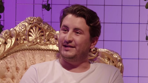 Danny Froger biecht bezoekjes aan de Wallen op