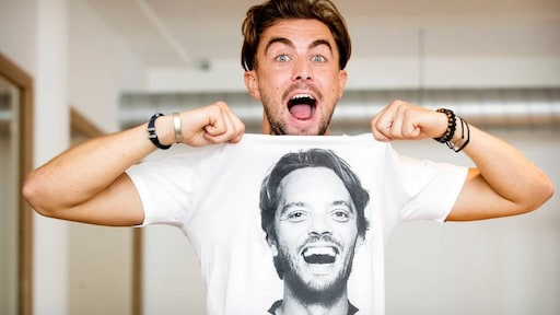 T-shirt Bas Smit 'ook top als vaatdoek'