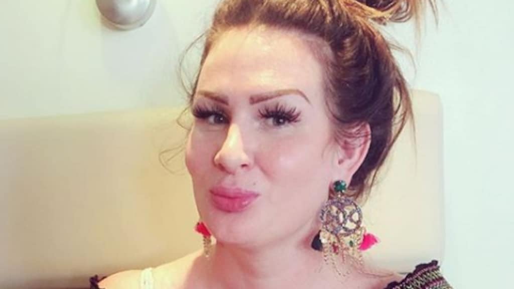 Louisa Janssen doet hilarische imitatie van Temptation-Niels