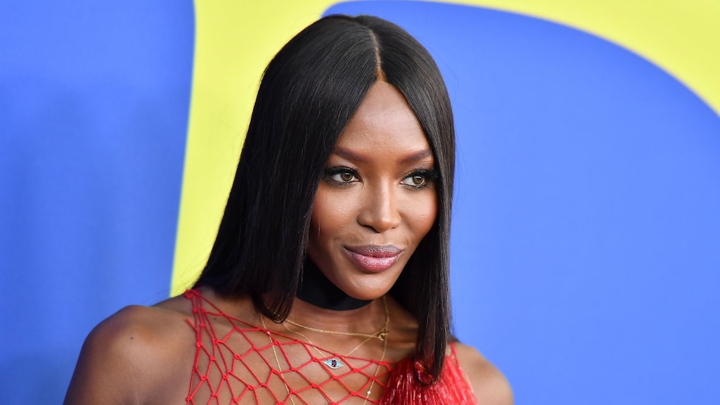 Naomi Campbell uit de kleren voor Britse Vogue