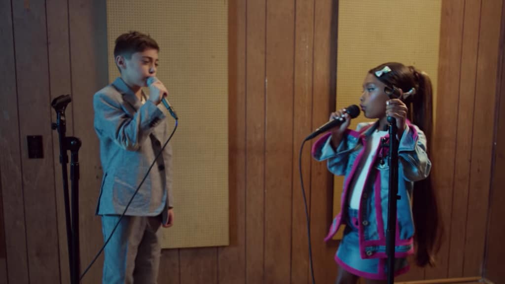 Kids maken superschattige remake nieuwe clip Ariana Grande