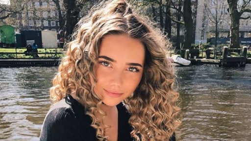 Nova werd slachtoffer van wraakporno: 'Hij wilde binnen 24 uur een seksfilmpje van mij'