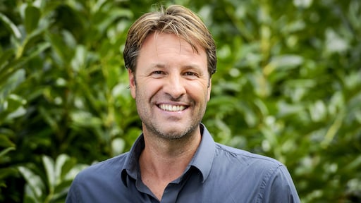 ZIEN: Viktor Brand deelt geestige blooper