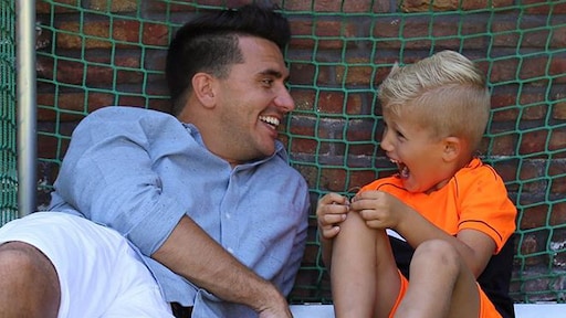 Jan Smit krijgt zijn lach niet van zijn gezicht