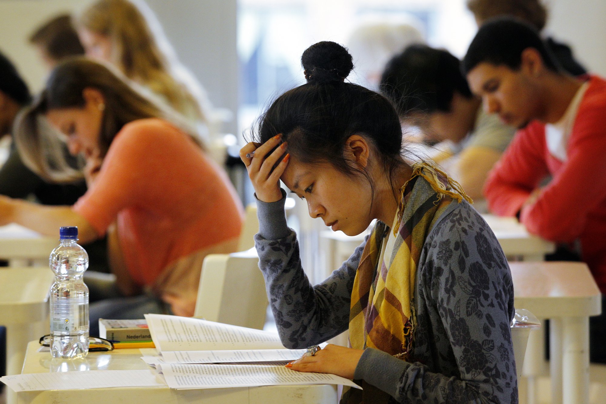Jongeren ervaren steeds meer schoolstress, ouders vaak de oorzaak