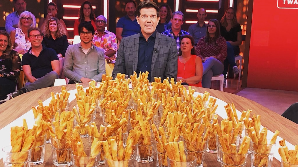 Twan Huys reageert op ontbreken kaasstengels bij RTL Late Night