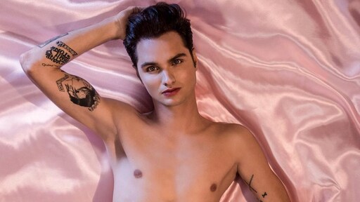 Jett Rebel volledig naakt op nieuwe plaat