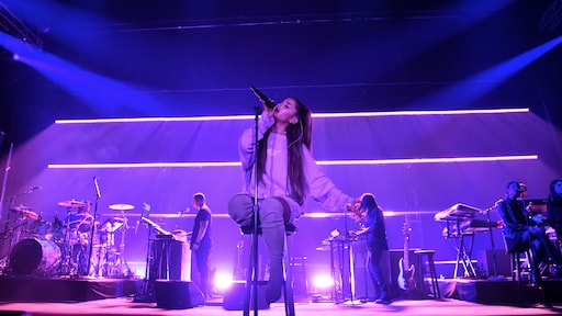 Ariana Grande kapot van verdriet na overlijden ex Mac Miller