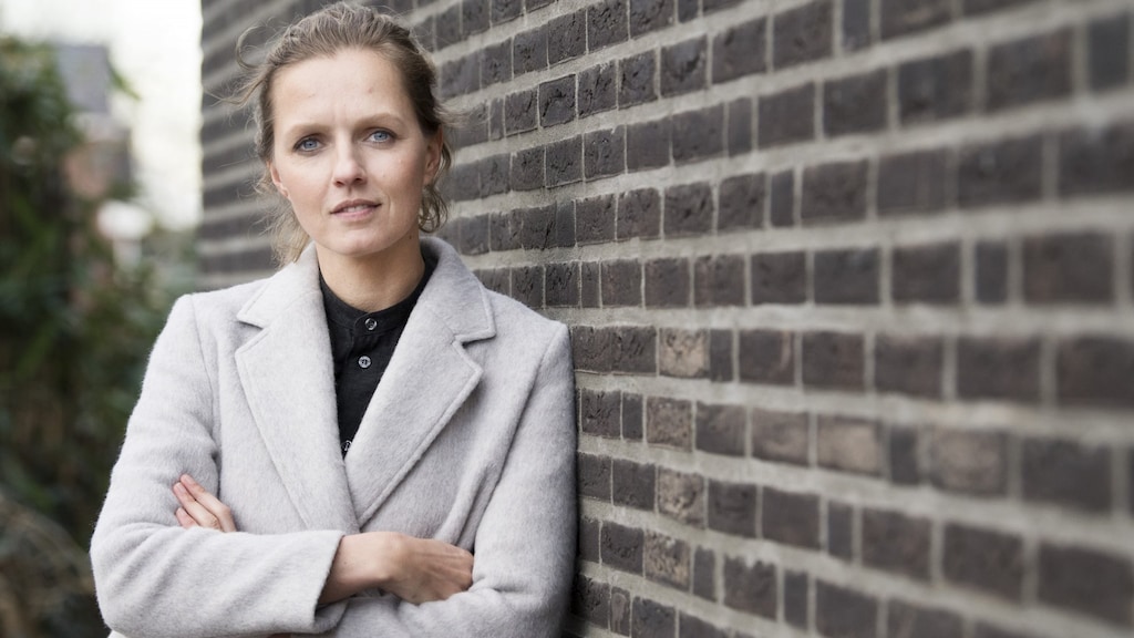 WTF! Leonie ter Braak gaf haar placenta aan de buren