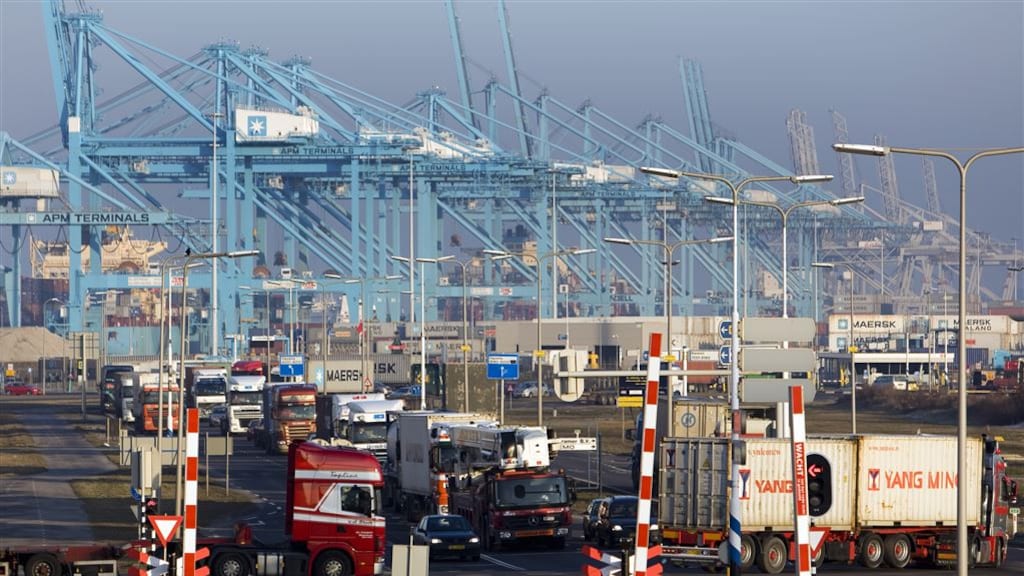 Douane waarschuwt bedrijven: voorbereiding op brexit moet beter, anders chaos