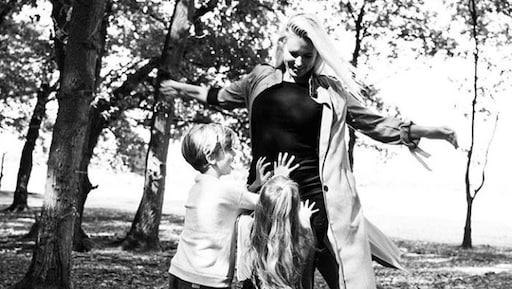 Vrouw Jim Bakkum overdonderd door reacties zwangerschap