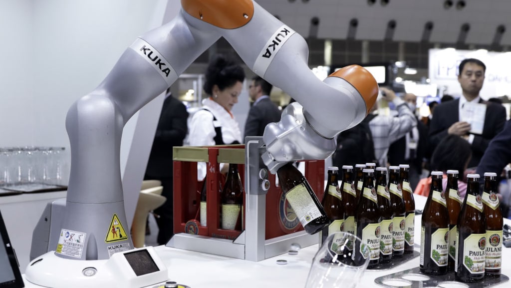 Robotisering: banen verdwijnen maar er komen nieuwe voor terug