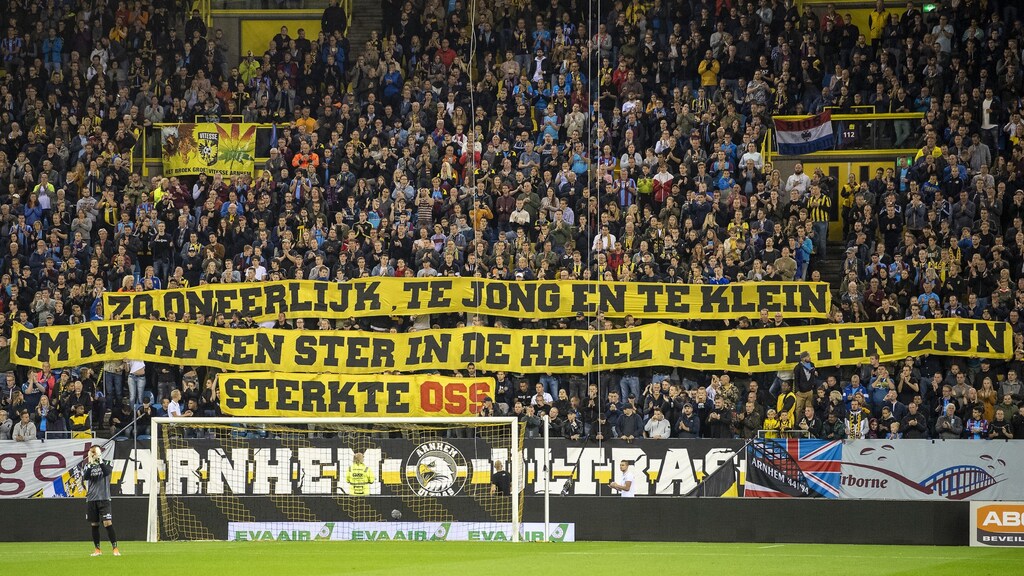 Ook eerbetoon bij Vitesse - ADO vanwege drama Oss