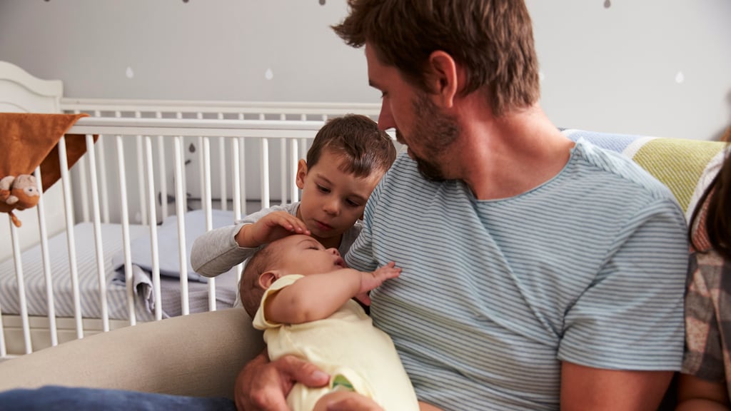 Langer verlof voor kersverse papa: vijf dagen in plaats van twee