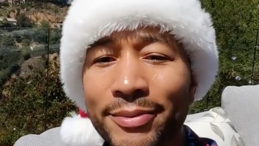 John Legend begint nu al met Kerstmis