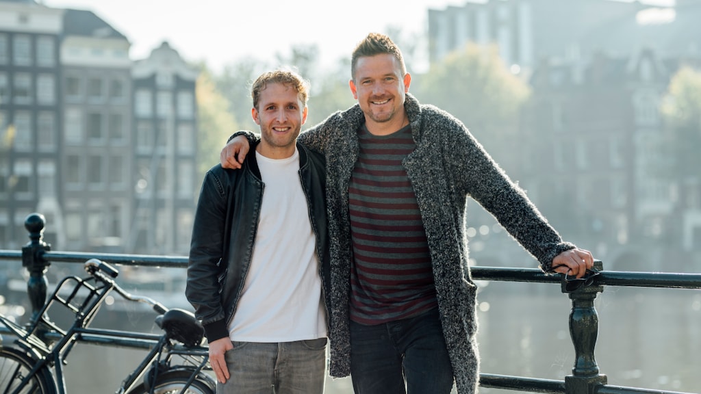 The Roast! Johnny de Mol is de volgende aan het spit