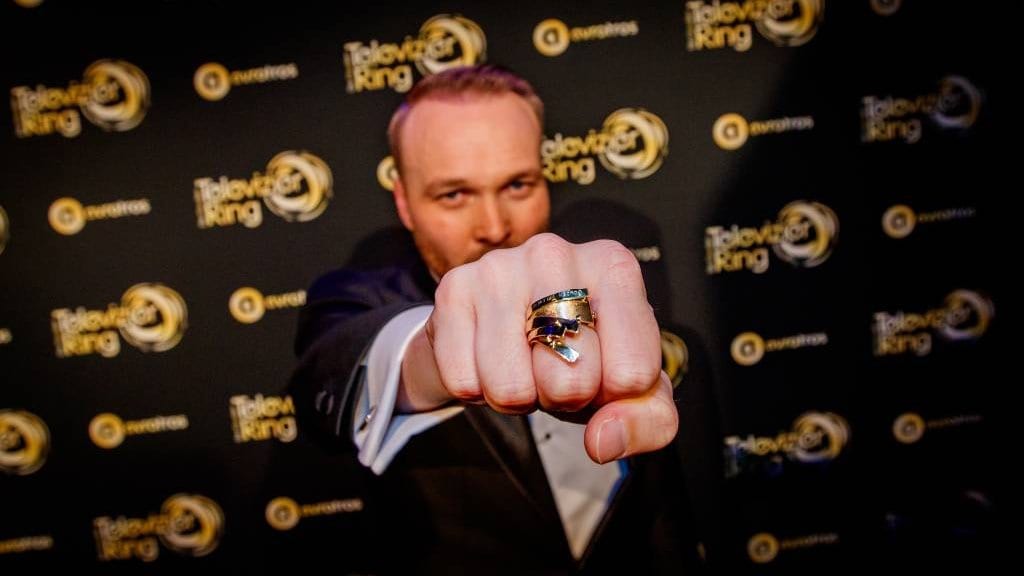 Zondag met Lubach wint dierenwelzijnsprijs