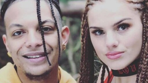 Management Famke Louise reageert op 'relatie' met Ronnie Flex