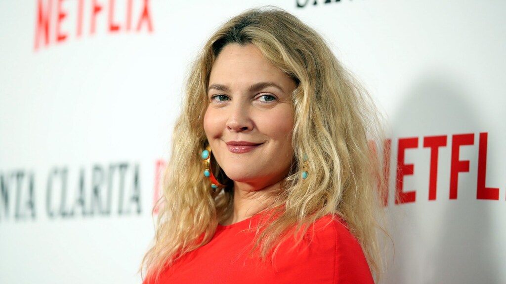 EgyptAir heeft spijt voor bizar interview Drew Barrymore
