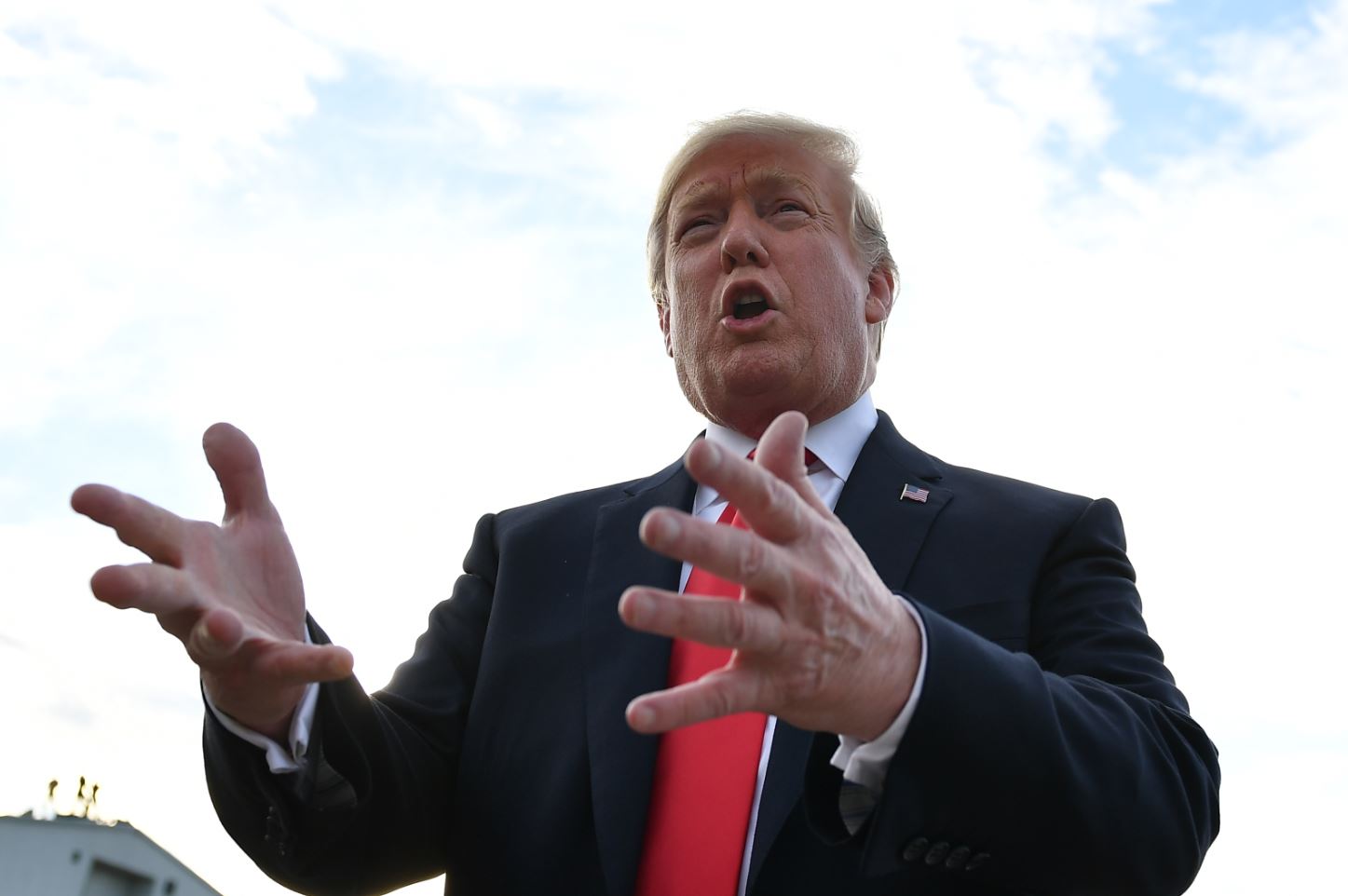 Trump haalt weer uit naar centrale bank: 'Fed is gek geworden'