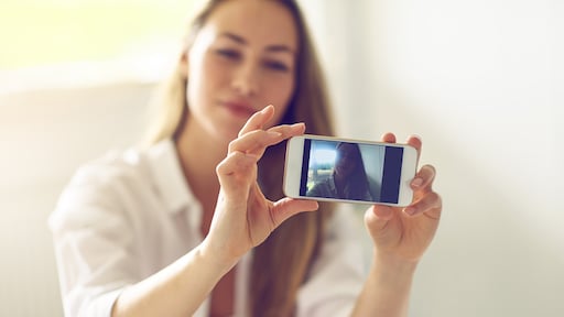 Seks ontdekken via sociale media is juist goed: 'Jongeren te bang gemaakt'